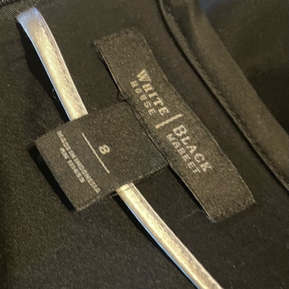 White House Black Market back zip bow detail skirt. - Picture 4 of 4